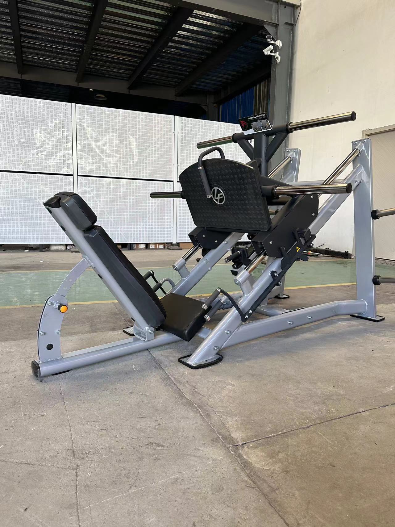 Power World Fitness Equipment Rouse Life RLE series